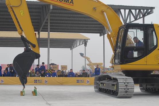 中國(guó)夢(mèng)·大國(guó)工匠篇 ｜劉二偉：鐵臂匠心，爭(zhēng)做新時(shí)代的奮斗者