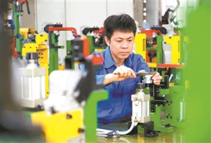 勞動者之歌 | 鄭志明