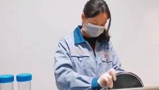 【一線：360行】扎根老工業區的“女大夫”