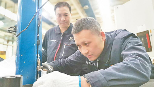 【“五小”創新有我在】17年，一名學徒工的蝶變創新之路