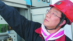 【2015勞動者之歌】楊杰：煤礦“機電大王”的傳奇人生