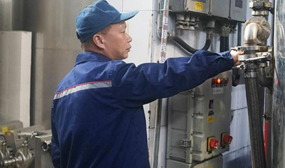 【一線：360行】 “上天入地”的安裝班