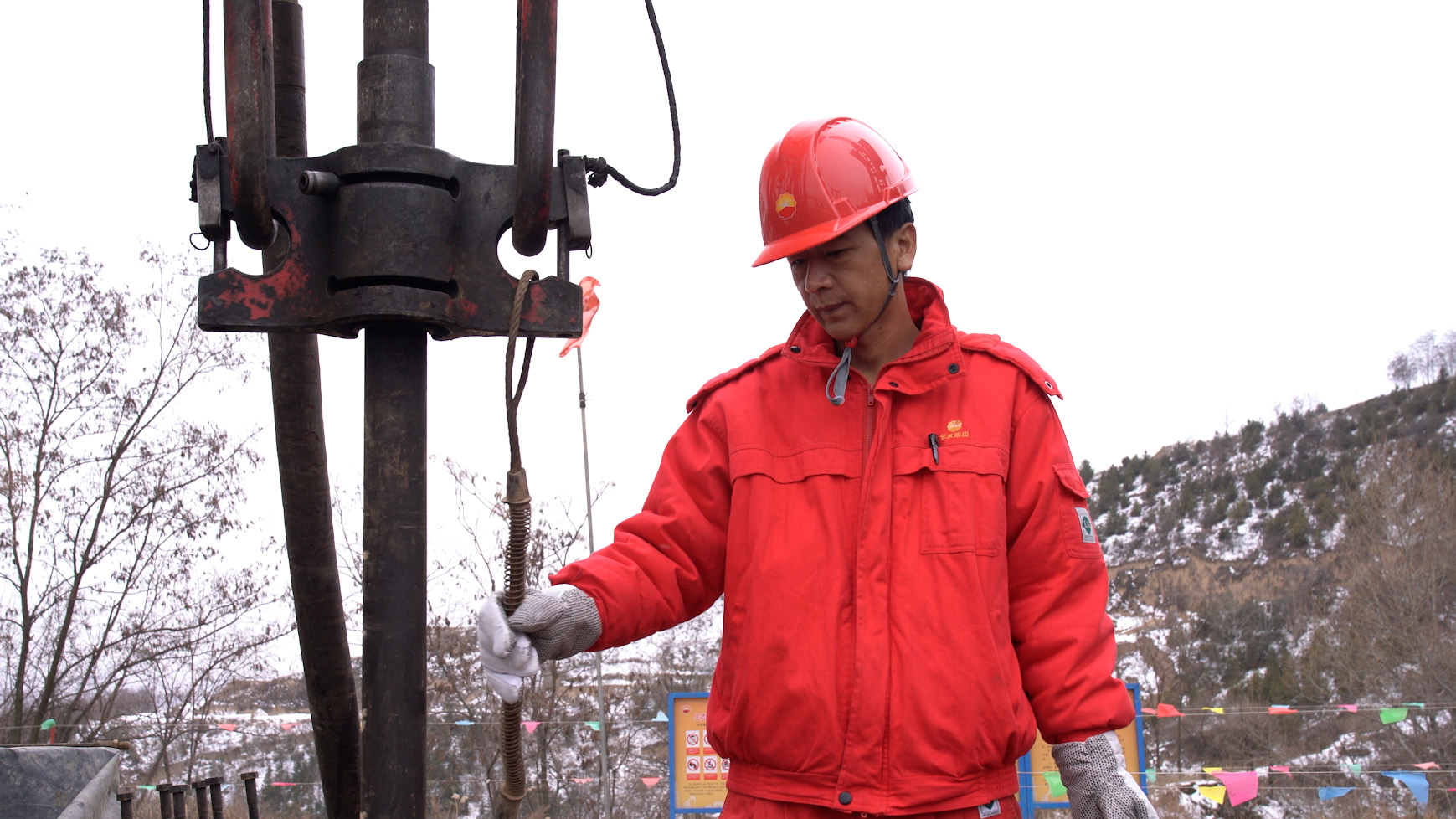 【愛在城市】井下作業工：大山深處的“油井醫生”