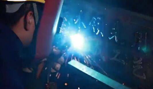 �׌ô���������½��������������Ƭչ����27�գ�4