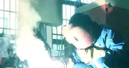 �׌ô���������½��������������Ƭչ����27�գ�2