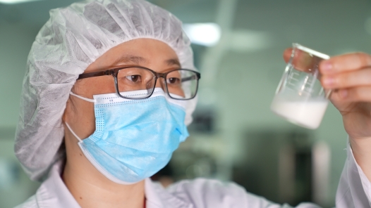 一線360行丨食品檢驗工：食品安全的把關人