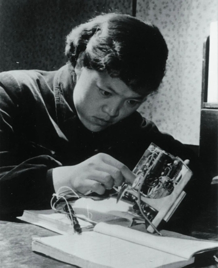 16621954901921146_1080x1328