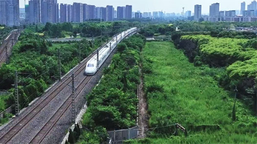 奮進強國路 闊步新征程丨中國高鐵，復興道路上的亮麗名片