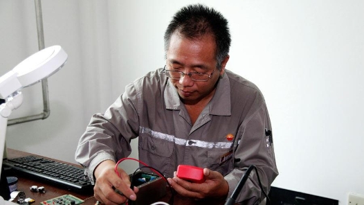 中國夢·大國工匠篇 | 大國工匠：研發“機器人”的石油工人刁克劍