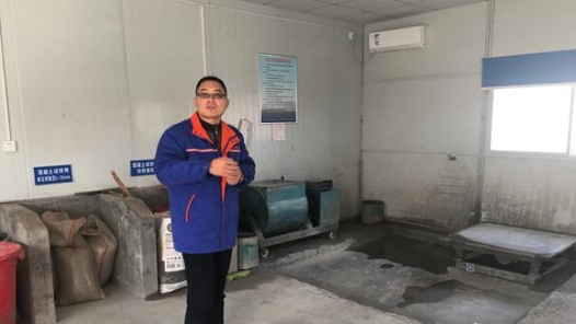 中國(guó)夢(mèng)·大國(guó)工匠篇 | 藕長(zhǎng)洪：中鐵大橋橋梁質(zhì)檢的醫(yī)生