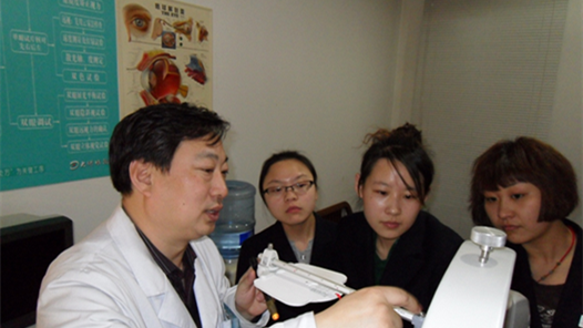 驗光大師秦英瑞：用專業詮釋匠心 愿做行業“引導人”