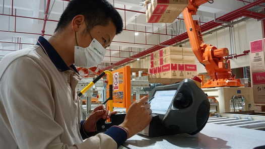 “五小”創新有我在 | 讓機器人“乖乖聽話”