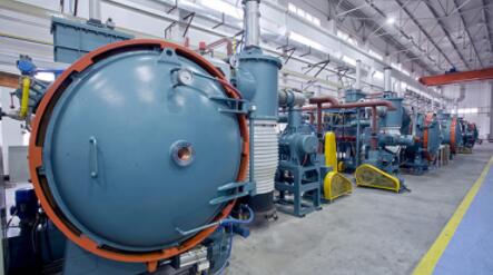 “五小”創新有我在｜高溫真空還原爐有了通訊、監測功能