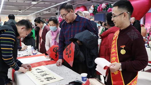 呼和浩特市總工會開展迎新春、送祝福活動