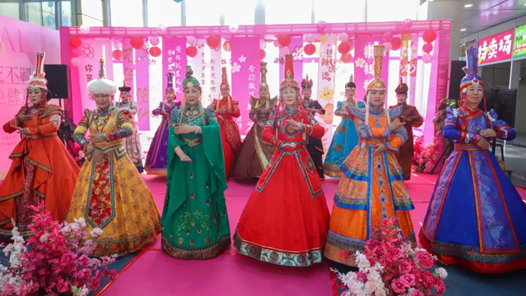 呼和浩特市總工會舉行慶祝“三八”國際勞動婦女節活動