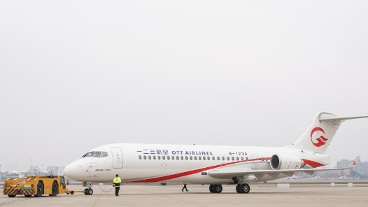 筑夢現代化 共繪新圖景·勞動者之歌｜旭日8409，安全落地