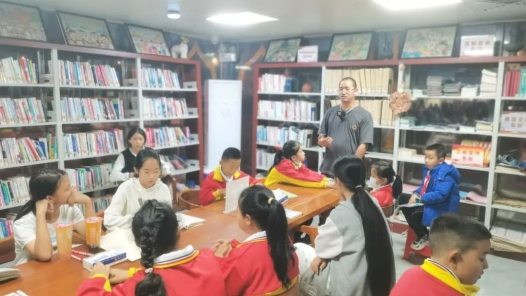 云南瑞麗：邊境線上的工會(huì)驛站 24小時(shí)服務(wù)“不打烊”