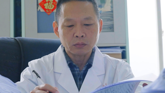 匠人匠心·第六屆云嶺工匠 | 李留崢：佤鄉肝膽“第一刀”