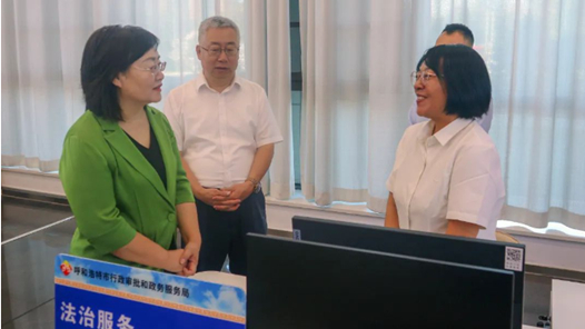 呼和浩特市總工會服務“窗口”正式進駐市政務服務中心