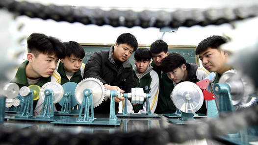 奮進強國路 闊步新征程丨職業教育發展邁入黃金時代