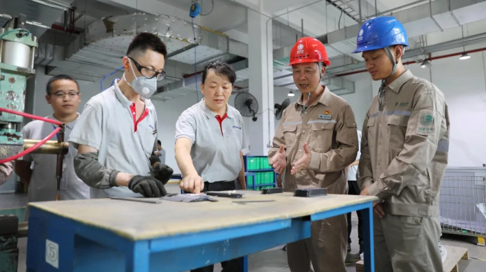 當(dāng)勞模工匠助企有了“專(zhuān)屬管家”……