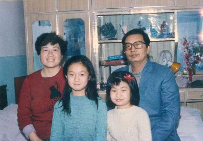 陳步烽一家四口的合影。（受訪者供圖）