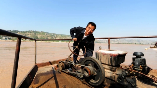 輝煌75載 與共和國同成長的勞動模范｜任鳳祥：守護生命獻大愛