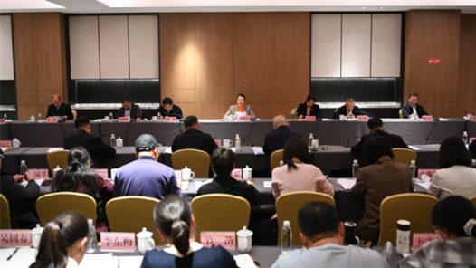 云南挖掘“一帶一路”中老鐵路沿線資源推動“產(chǎn)改”出特色