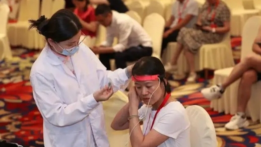 云南省德宏州總工會深入開展“暖邊固防”行動