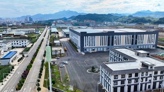 云南羅平產業園區五項舉措壯大產業工人隊伍