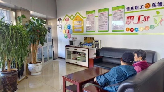 云南曲靖市工會驛站的宣威樣本：從“有地兒歇腳”到 “多元賦能”