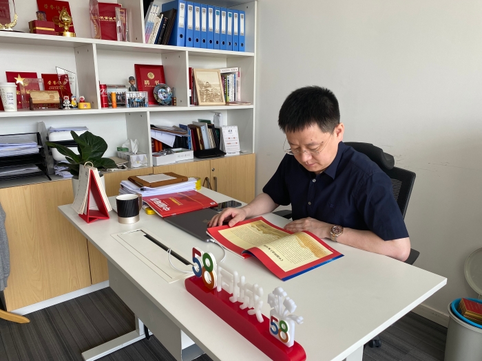 58同城曲子恒工作照2