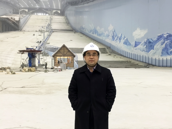 李洪求工作照片1-哈爾濱滑雪場工程驗收