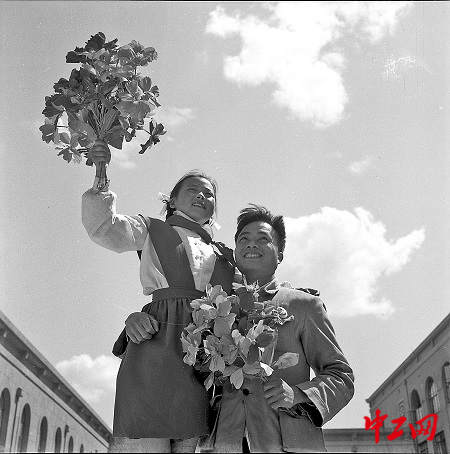 2954363_tpzz_1745575184463_b