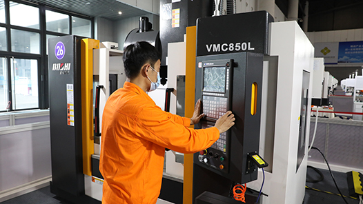 132名職工在企業技能競賽中達“級”拿“證”