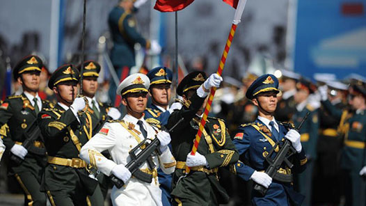 閱兵由徒步方隊裝備方隊和空中梯隊組成