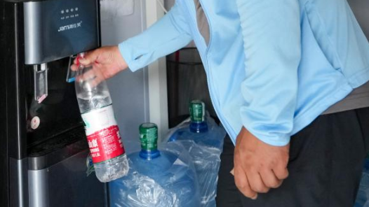 甘肅蘭州市總工會(huì)發(fā)布提示函規(guī)范高溫天氣勞動(dòng)保護(hù)與安全生產(chǎn)