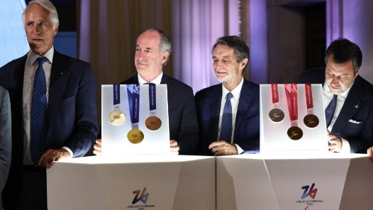 米蘭冬奧會和冬殘奧會獎牌發布