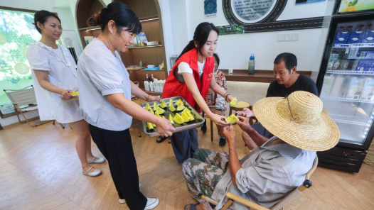 河北省總工會(huì)部署2025年工會(huì)送清涼工作