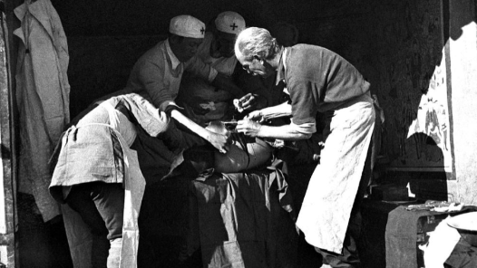 銘記歷史 緬懷先烈丨白求恩：跨越山海的國際共產主義戰士