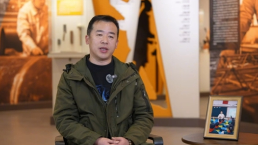 鏡頭里的勞動(dòng)者