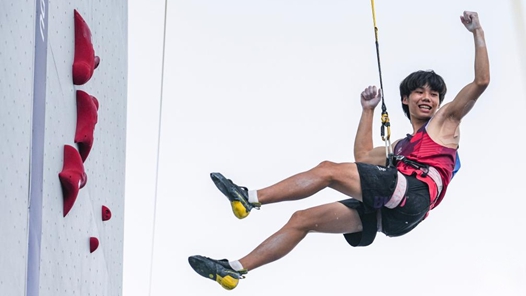 巖壁上的“雙子星”