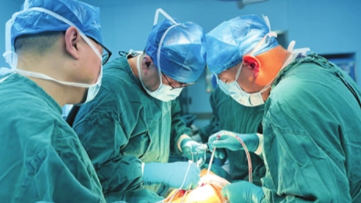 “名醫帶徒”引領本土醫療隊伍茁壯成長