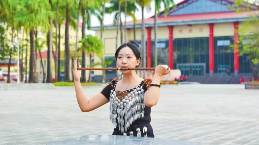 景頗族音樂教師尹木王：用青春力量奏響邊疆之歌