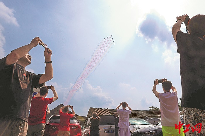 3121872_tpzz_1756929538486_b