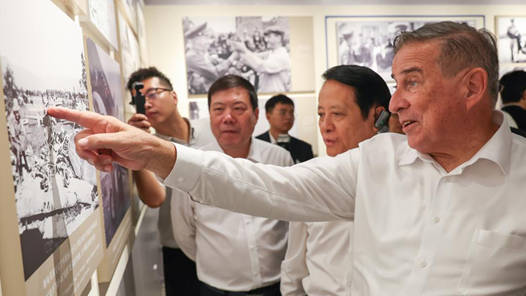 “歷史的天空——飛虎隊(duì)與中國(guó)抗戰(zhàn)歷史圖片展”在重慶開幕