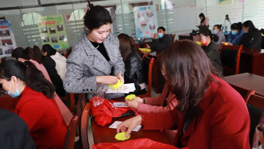 青海果洛州總工會開展網(wǎng)絡(luò)安全宣傳周活動