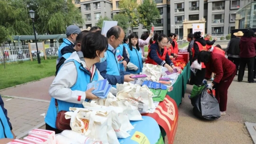 內(nèi)蒙古總工會聯(lián)合婦聯(lián)開展個人信息保護(hù)宣傳活動 筑牢網(wǎng)絡(luò)安全防線