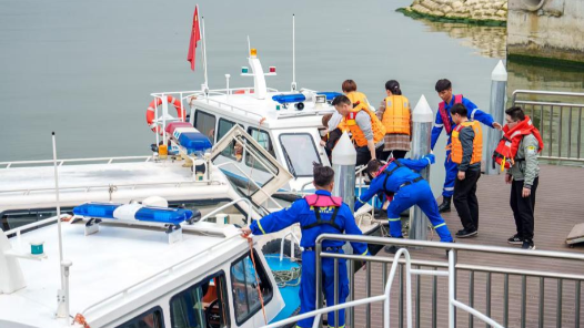 創(chuàng)新實(shí)施“安康杯”競(jìng)賽評(píng)選機(jī)制 探索交通綜合執(zhí)法職工安全能力提升體系