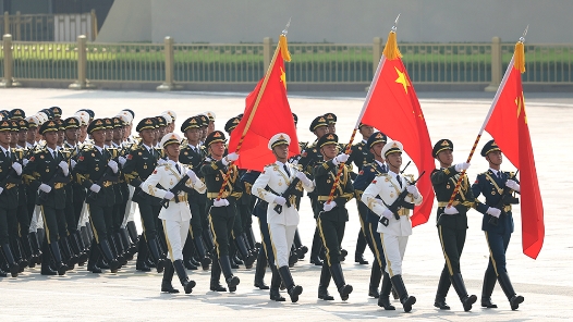 解放軍和武警部隊(duì)官兵認(rèn)真學(xué)習(xí)黨的二十屆四中全會(huì)公報(bào)，一致表示：為奮力開創(chuàng)中國(guó)式現(xiàn)代化建設(shè)新局面貢獻(xiàn)力量